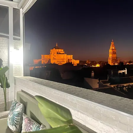 Atico De La Sultana Con Terraza Privada Кордова